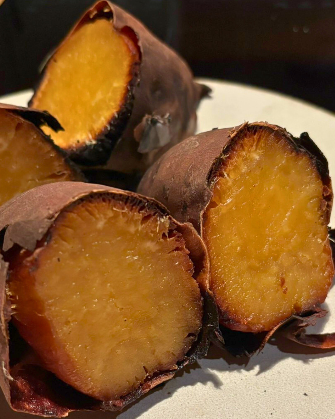 甘く焼き上がった焼き芋