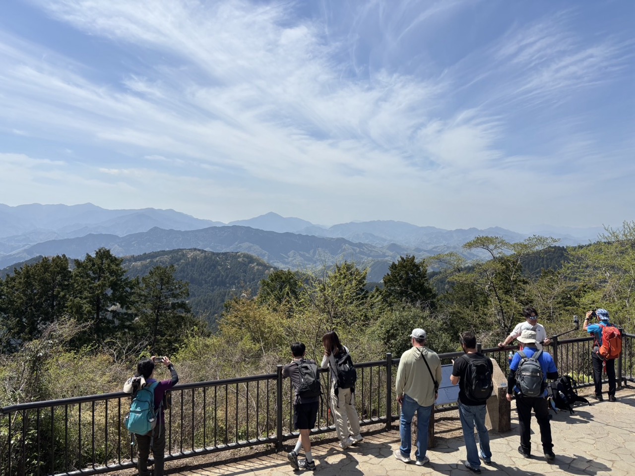 高尾山大見晴園地